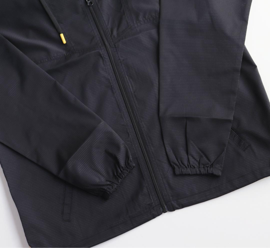 《デヴァローゴルフ》未使用 ストレッチタフタ ビッグスカル フーディブルゾン M