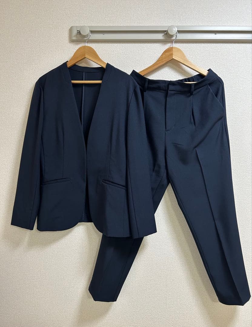 極美品】anySiS ノーカラージャケット＋テーパードパンツ スーツセット