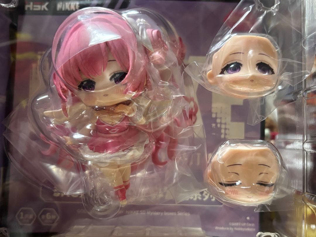 勝利の女神：NIKKE SAC Vol 2 デフォルメフィギュア ドロシー - メルカリ