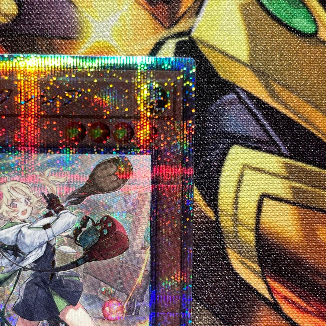 遊戯王 白の聖女 エクレシア 絵違い 25thシークレットレア