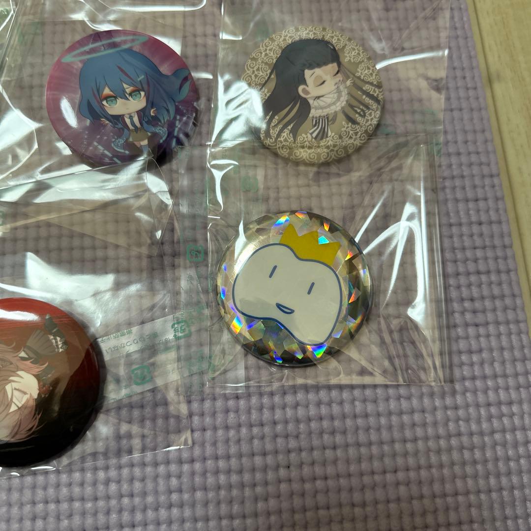 ado 缶バッジ コンプリート