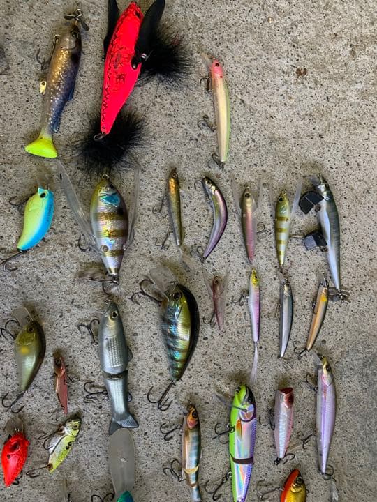バス釣り引退 ルアーセット - メルカリ