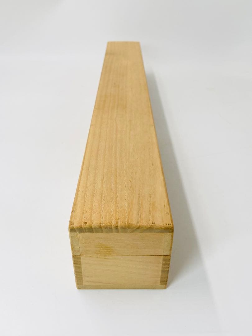 【茶掛】大徳寺派 瑞龍山雲禅寺【足立泰道】『青松多寿色』掛軸　桐共箱 横物