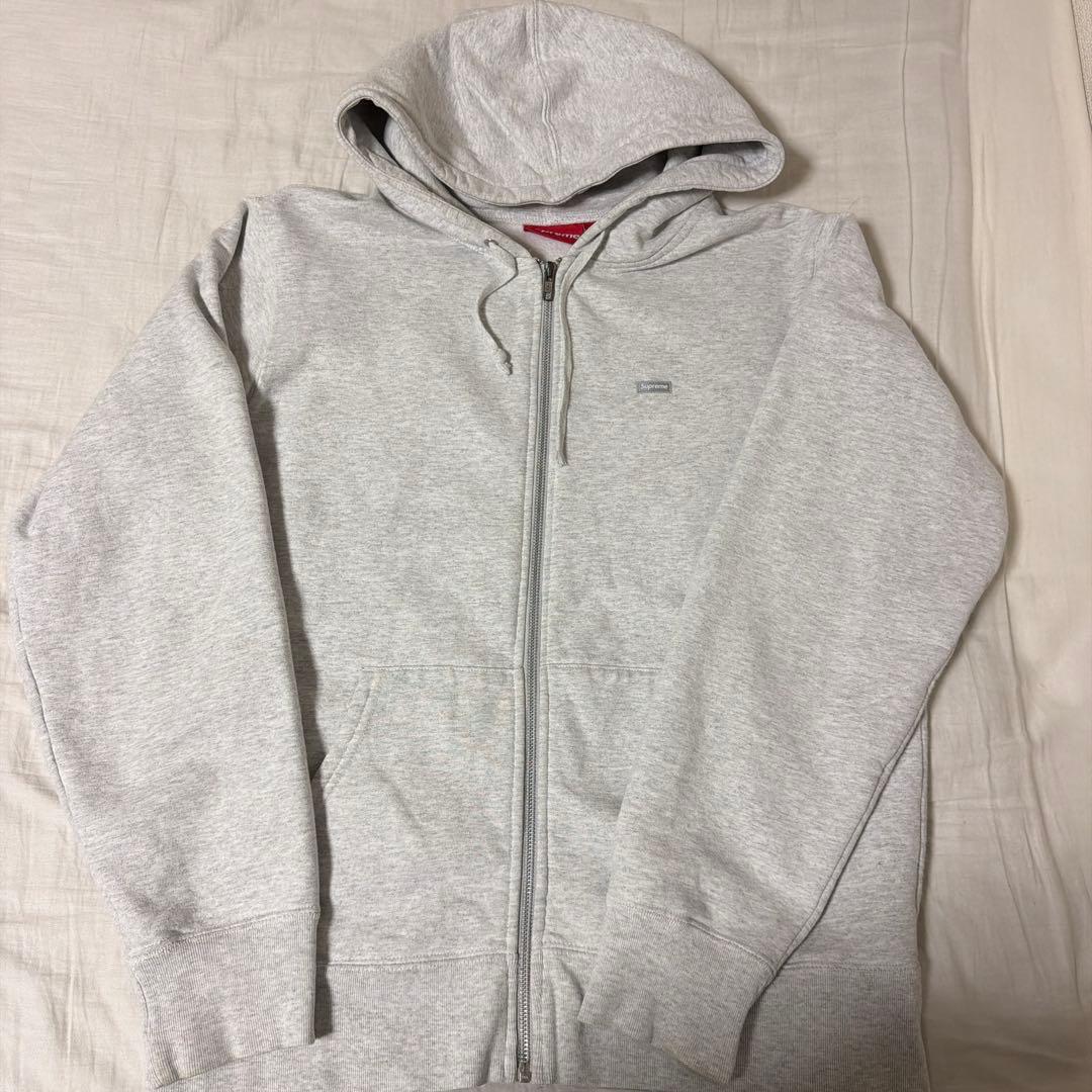 トップス Supreme Reflective Small Box Zip Up Supreme Reflective Small Box Zip Up Sweatshirt (FW18) - $158