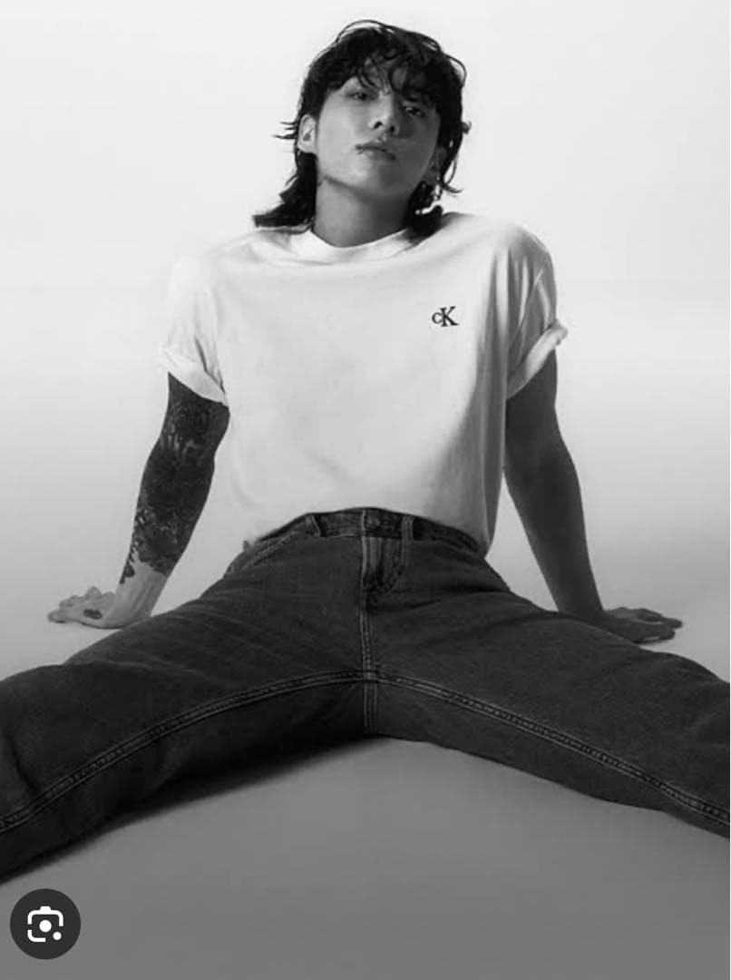 CalvinKlein】カルバンクラインBTS ジョングク Tシャツ （S） - メルカリ