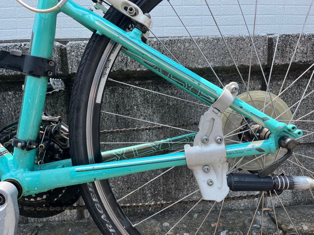 キングスマン TREK 7.4FX クロスバイク 2012年