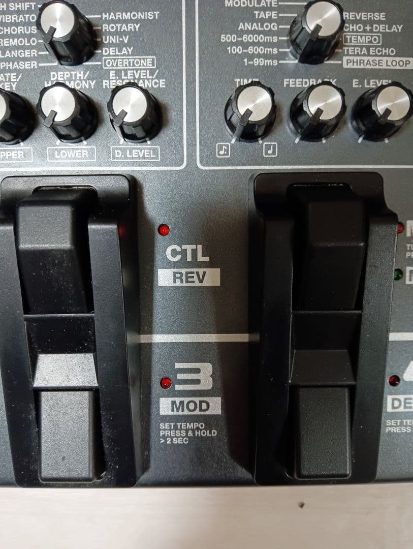 BOSS ME-80 マルチエフェクター　キャリーケース付き