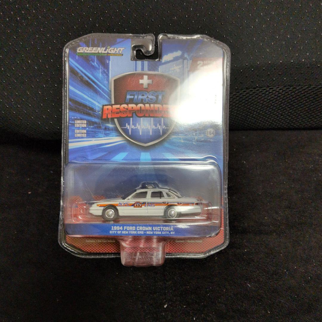 ミニカー GREENLIGHTCROWNVictoria グリーンライト 1/64 ミニカー 1998 FORD CROWN VICTORIA INTERCEPTOR