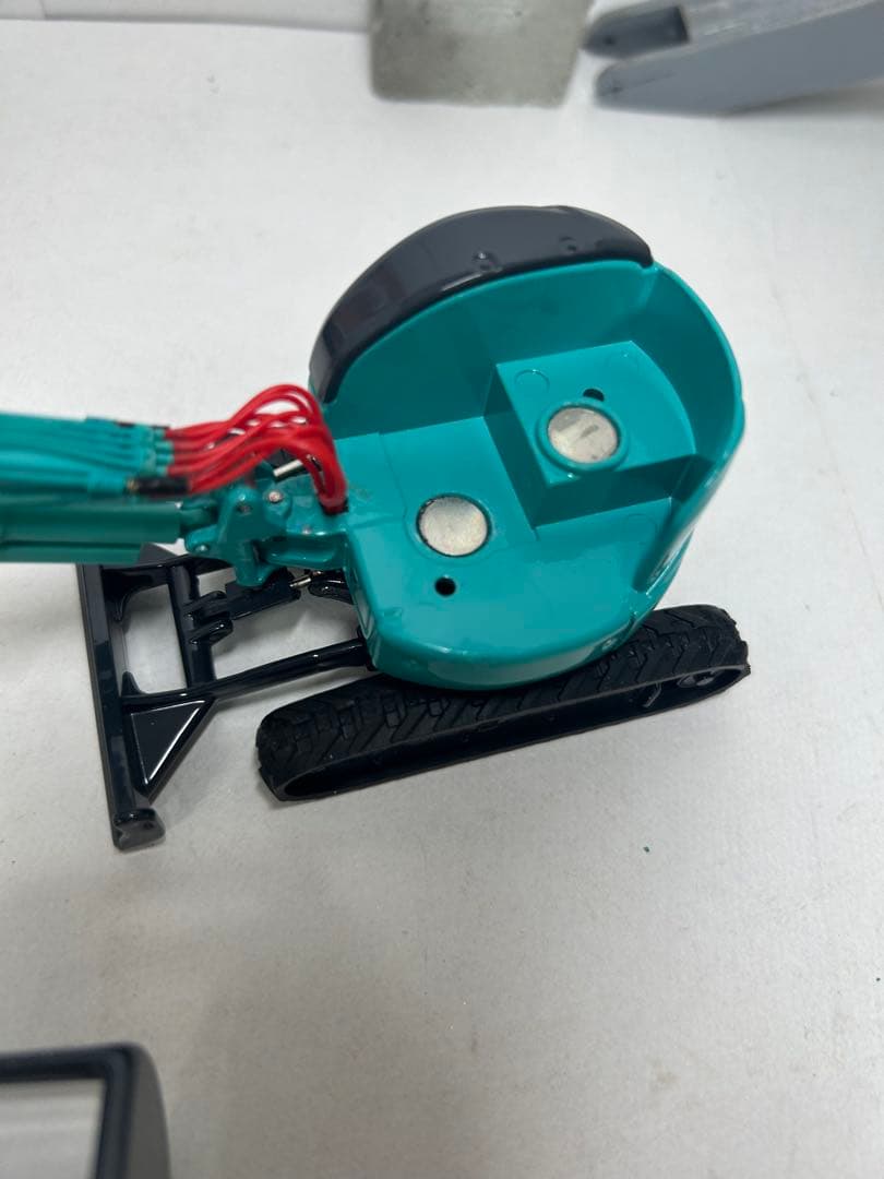 ミニカー KOBELCO sk28sr