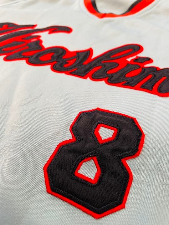 広島東洋カープ 復刻ユニフォーム 背番号8 山本浩二 - メルカリ