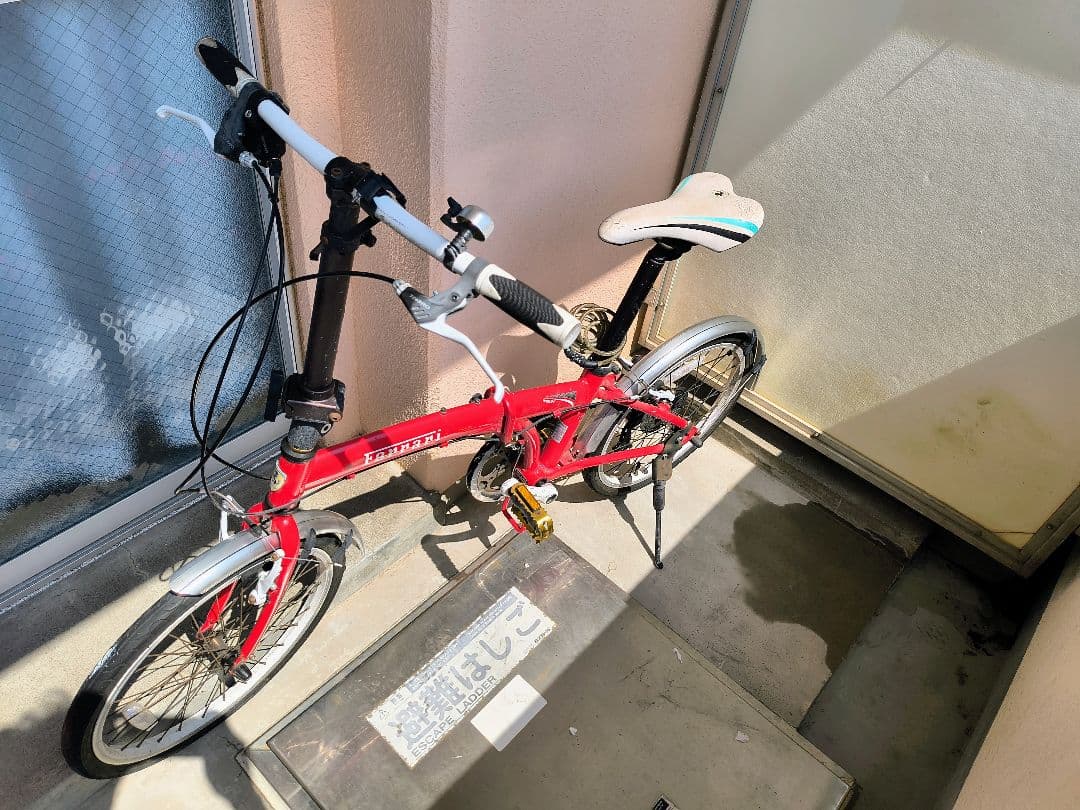 ☆オマケ付☆Ferrari 折りたたみ自転車☆泥除け付☆レッド - メルカリ