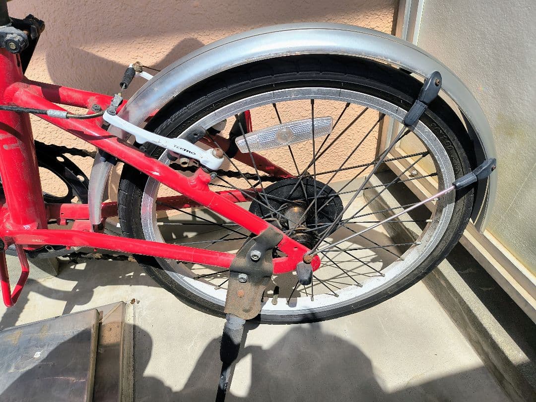 ☆オマケ付☆Ferrari 折りたたみ自転車☆泥除け付☆レッド - メルカリ