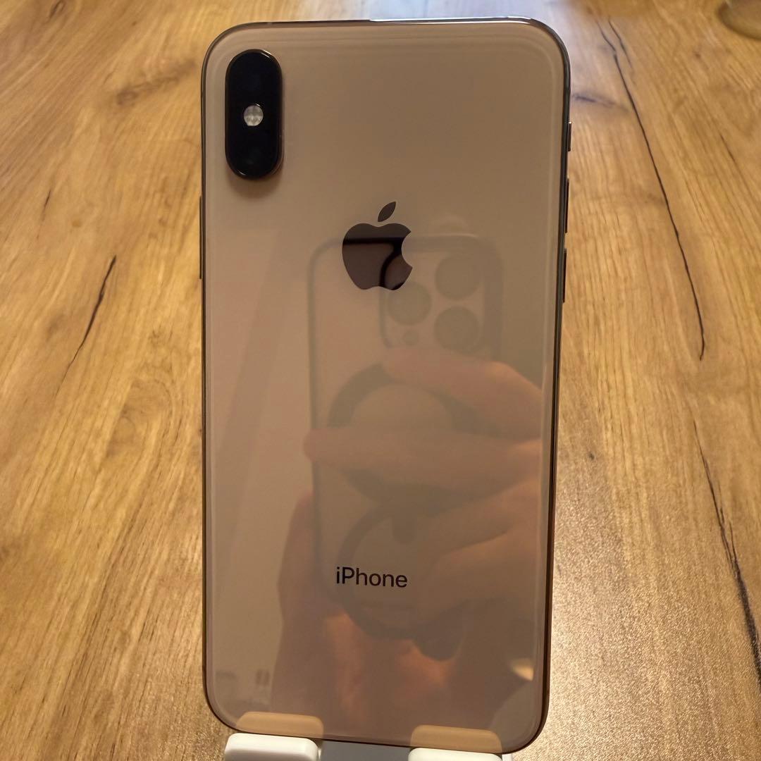 Apple iPhone XS ゴールド 本体 - メルカリ