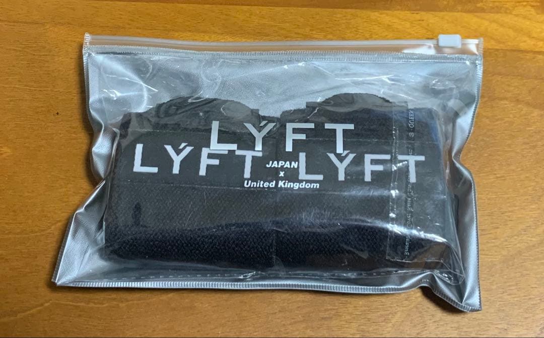 LYFT リストラップ - メルカリ