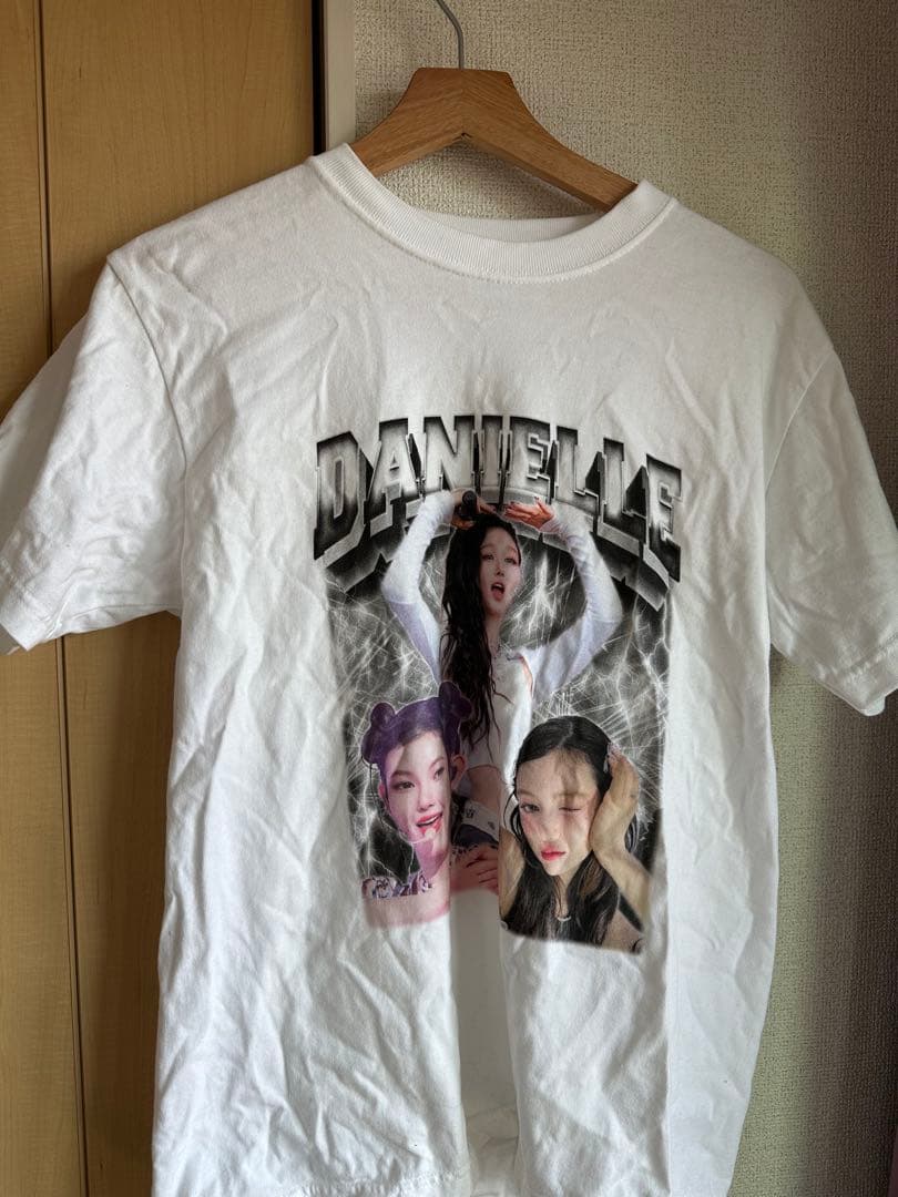 ダニエル newjeans ニュージーンズ Tシャツ Sサイズ - メルカリ