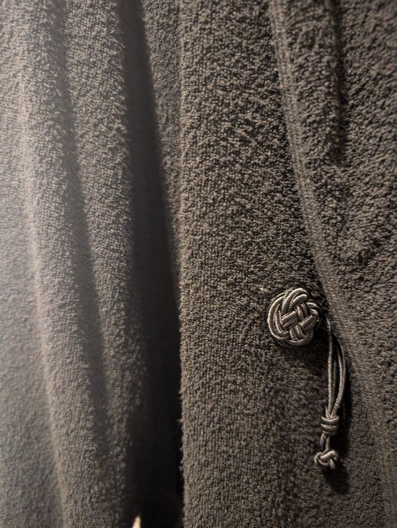 美品】COMOLI シルクパイルセットアップ サイズ3 - メルカリ