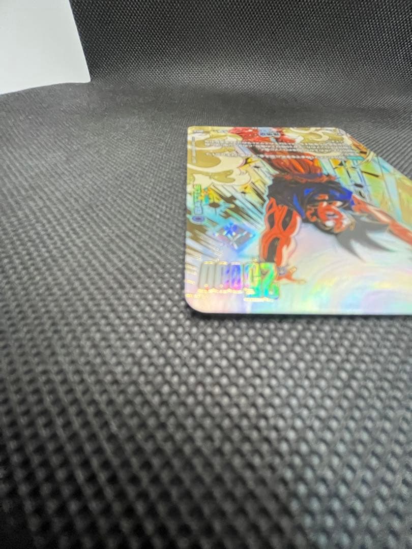 アルティメットバトル　悟空　マグネット式カードホルダー付き③