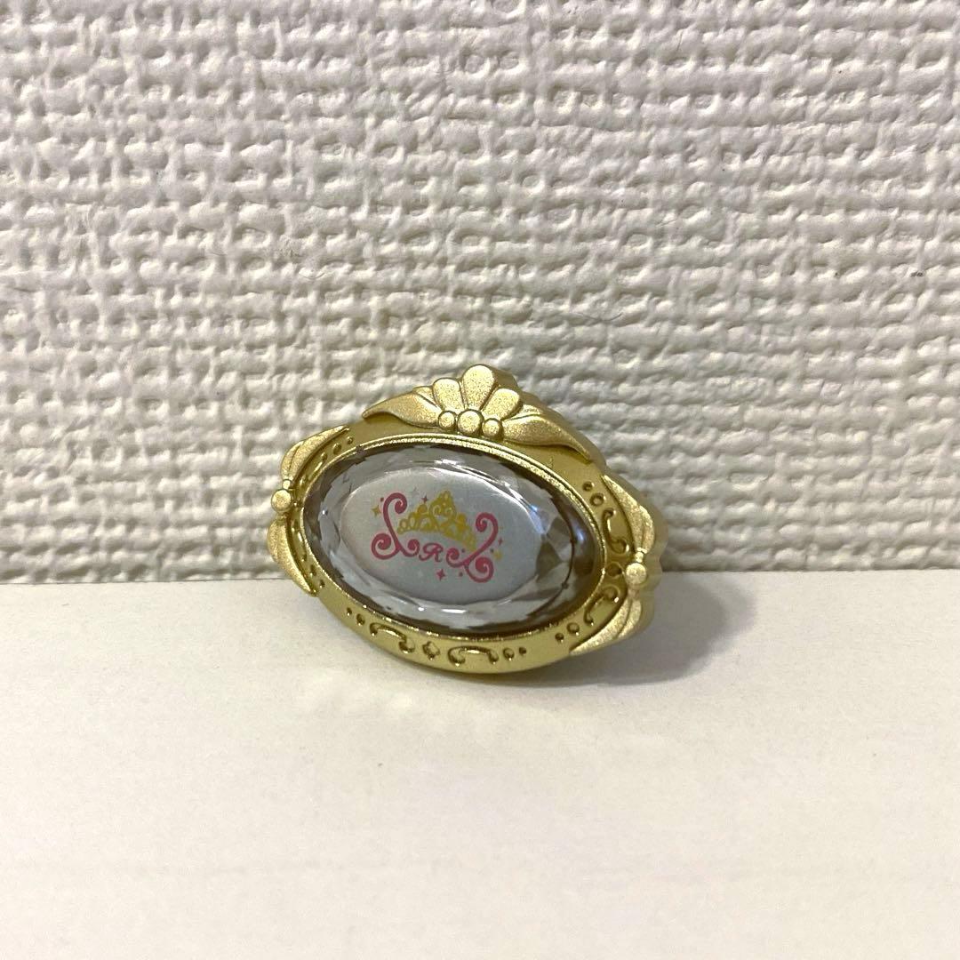 たまデコピアス ロイヤルチェンジ たまごっちp's ピース - メルカリ