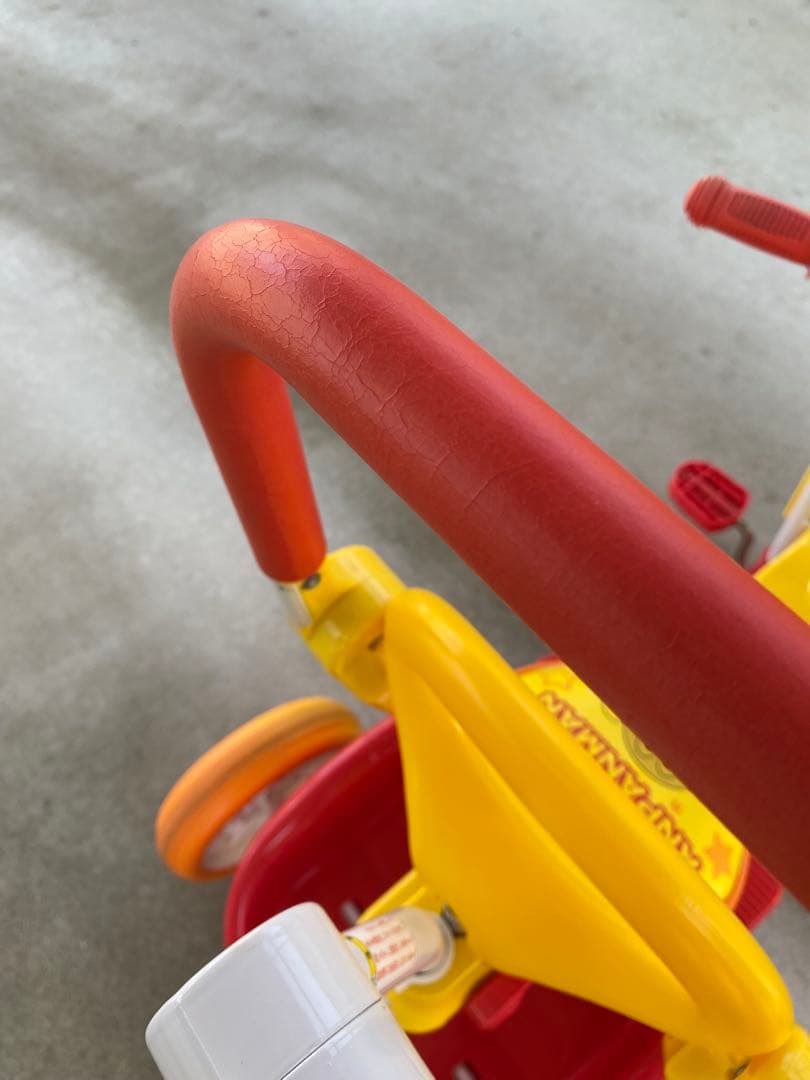 アンパンマン ガード・押し棒付き 折りたたみ三輪車