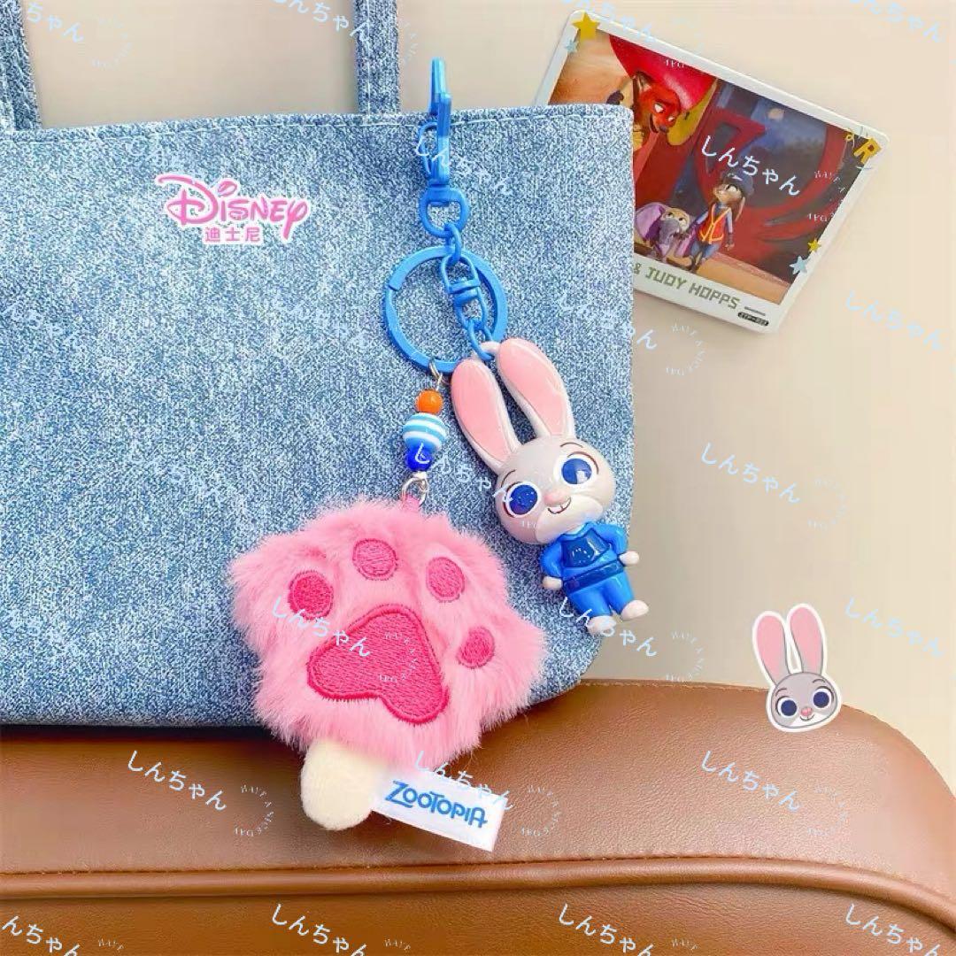 ❤️ズートピア2 ジュディ＆ニック 肉球ぬいぐるみ付き キーホルダー
