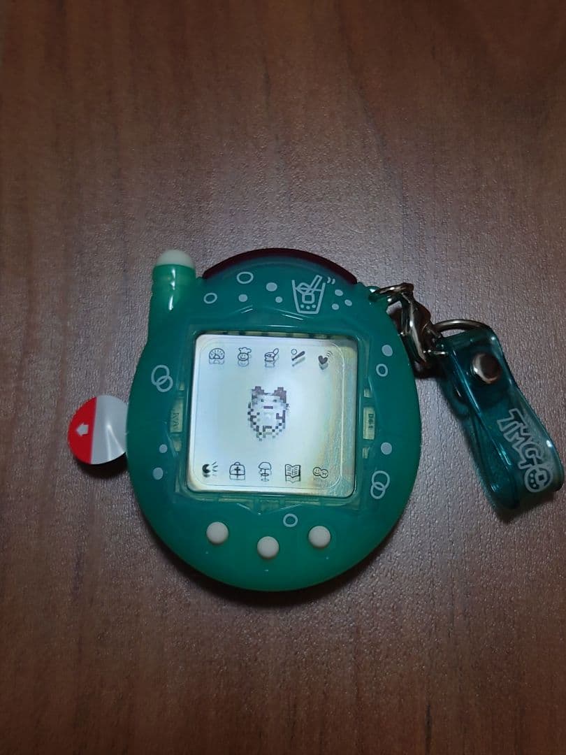 たまごっち 祝ケータイかいツー！めろんソーダ 未使用 ケース付き