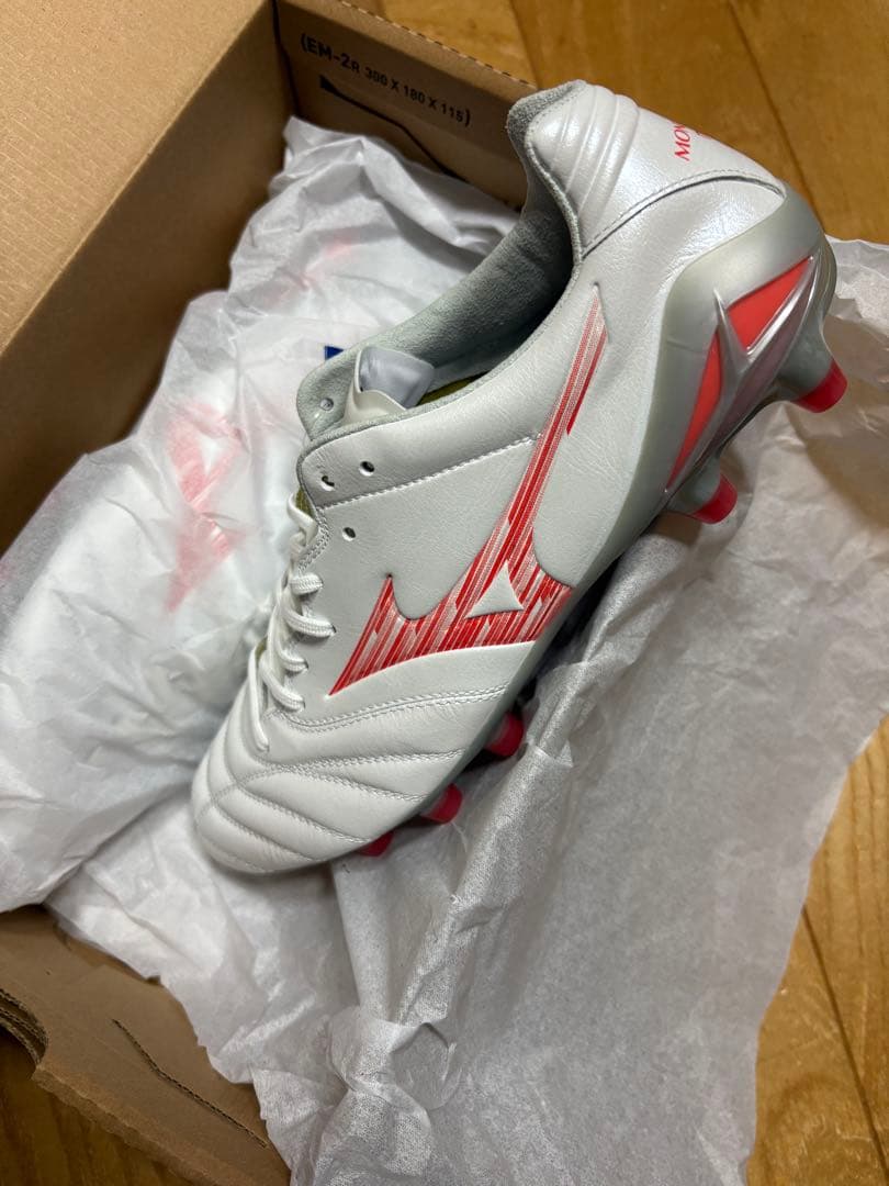 新品　超大特価　ミズノ　モナルシーダ ネオ 3 エリート　25.5cm