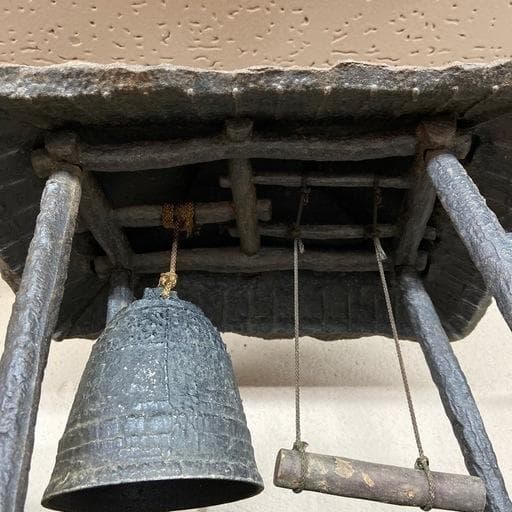 た*か様 除夜の鐘 ミニチュア 寺院 金属工芸 鉄製 オブジェ - メルカリ