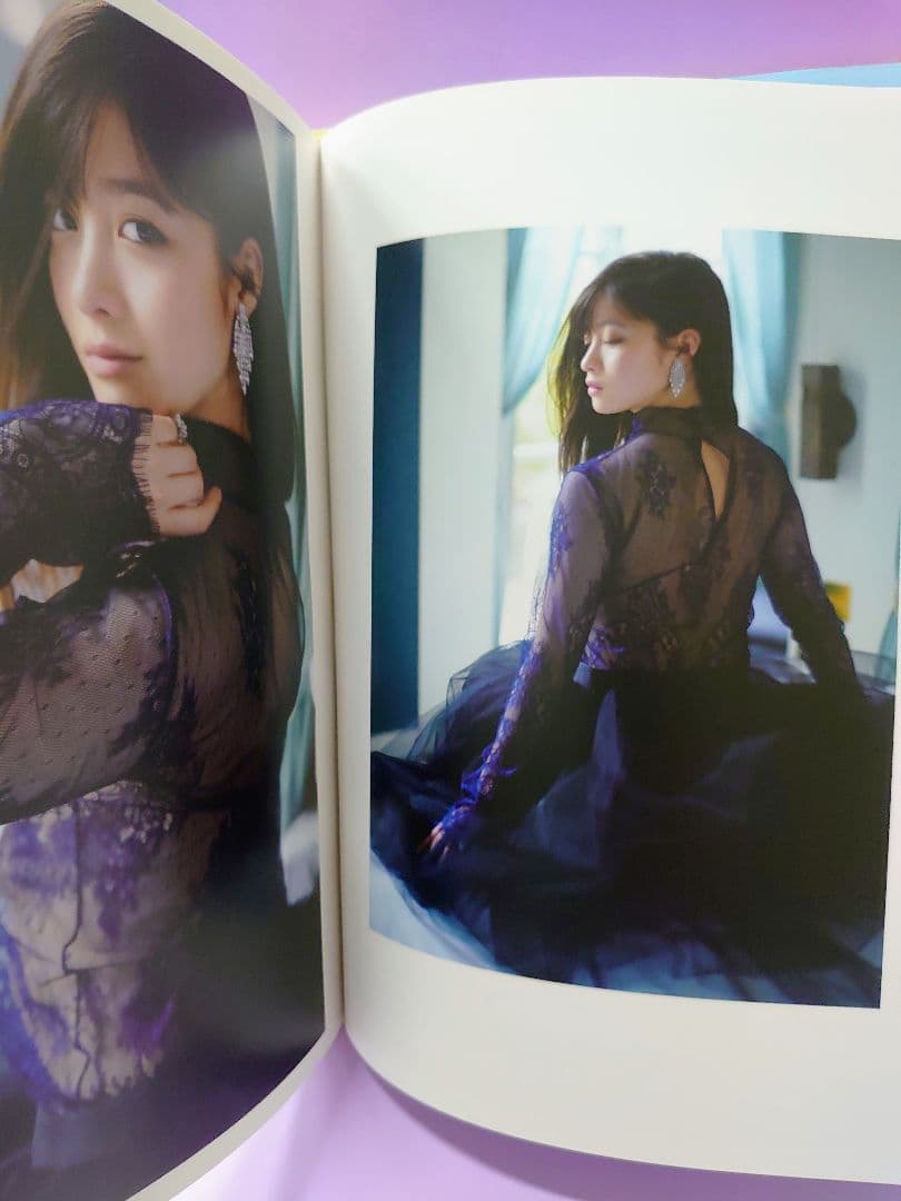 直筆サイン入り 橋本環奈 写真集 NATUREL - メルカリ