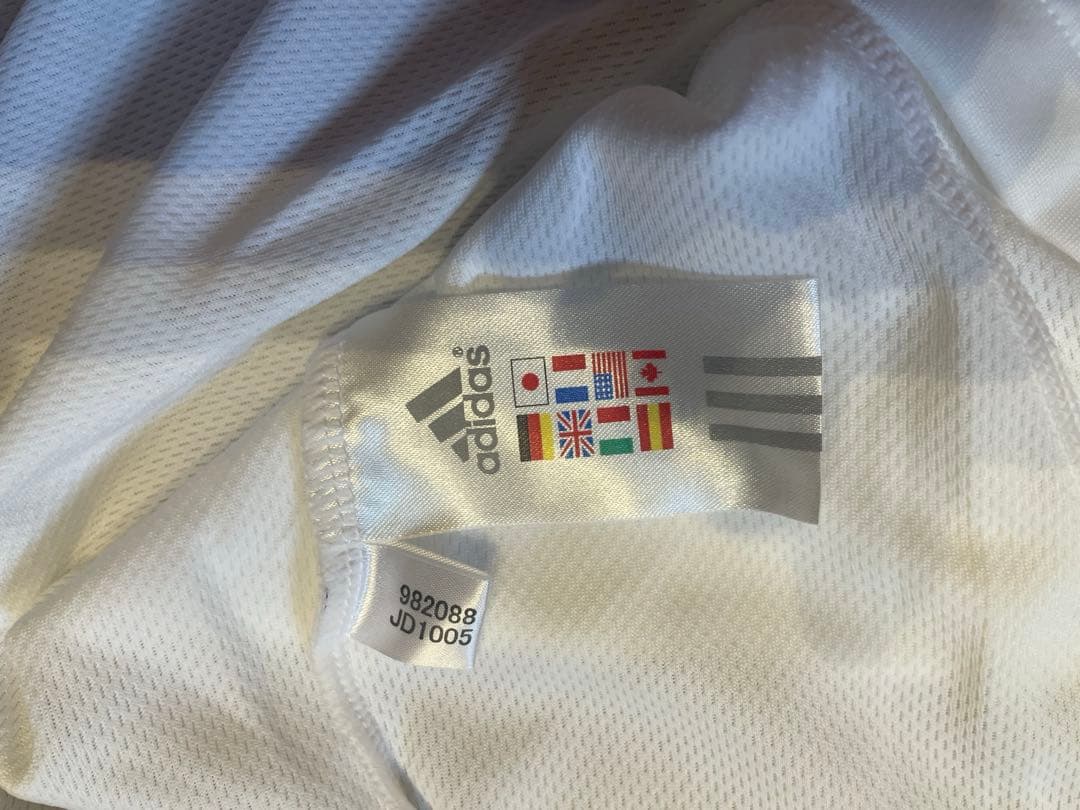 フィオレンティーナ ユニフォーム04-05 中田英寿 アウェイの通販はau