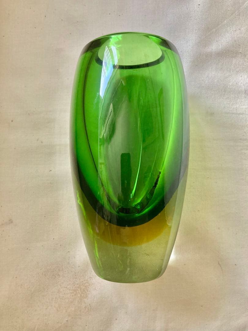 ビンテージクリスタルグラディ-ション花瓶 NAGOYA CRANE CIRCLE クリスタルガラス 花瓶 レッド グラデーション