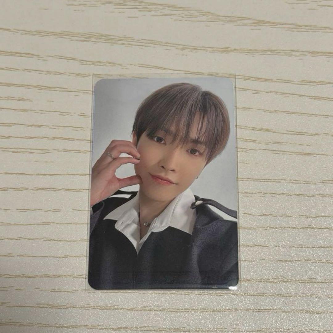 ATEEZ ホンジュン 映画 VR スペシャルトレカ ホログラム