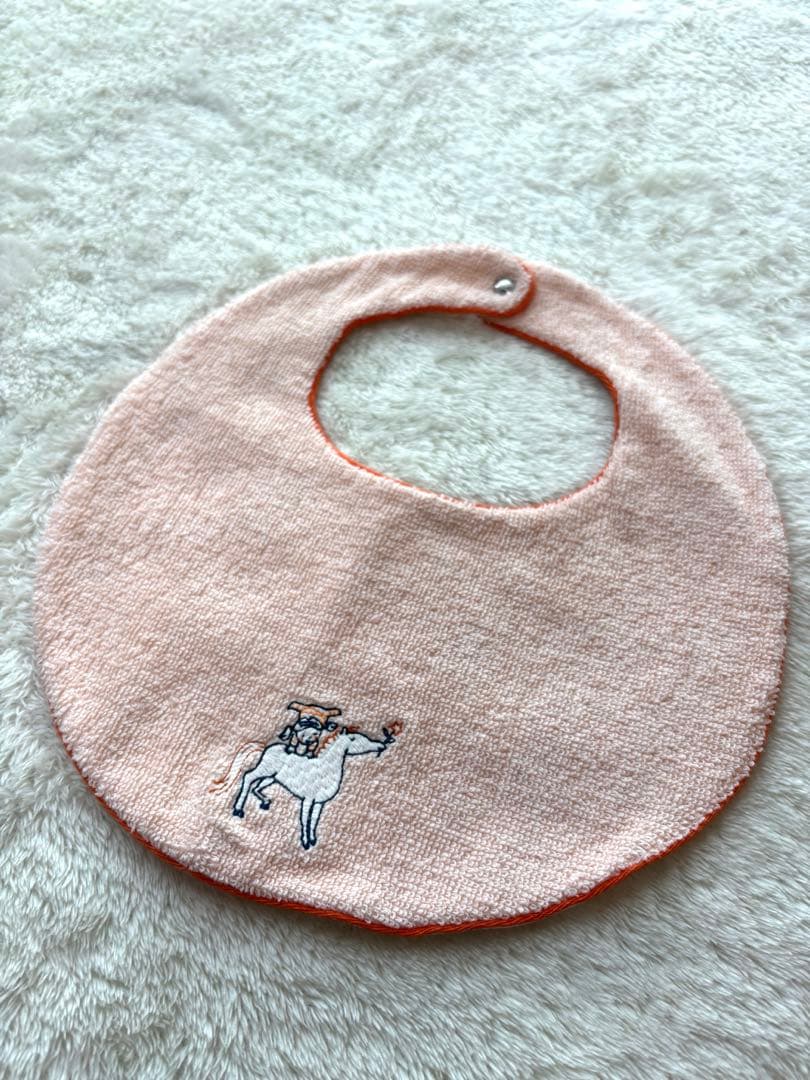 HERMES◇箱つき スタイ・よだれかけ 馬と子供のデザイン