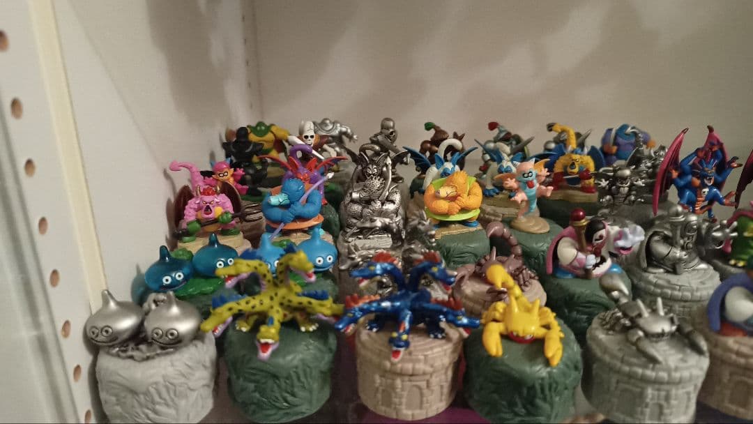 ドラゴンクエスト ボトルキャップ 大量フルコンプ2つとノーマルコンプ1つ レア