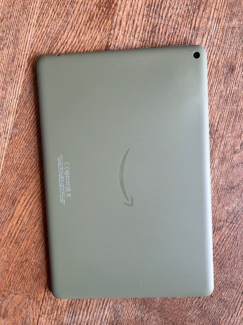 美品】Fire HD 10 タブレット 第11世代 32GB オリーブ - メルカリ