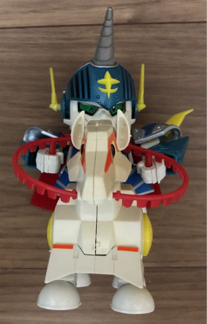 元祖SDガンダム　プラモデル　剣士Zガンダム　剣士ゼータガンダム　完成品