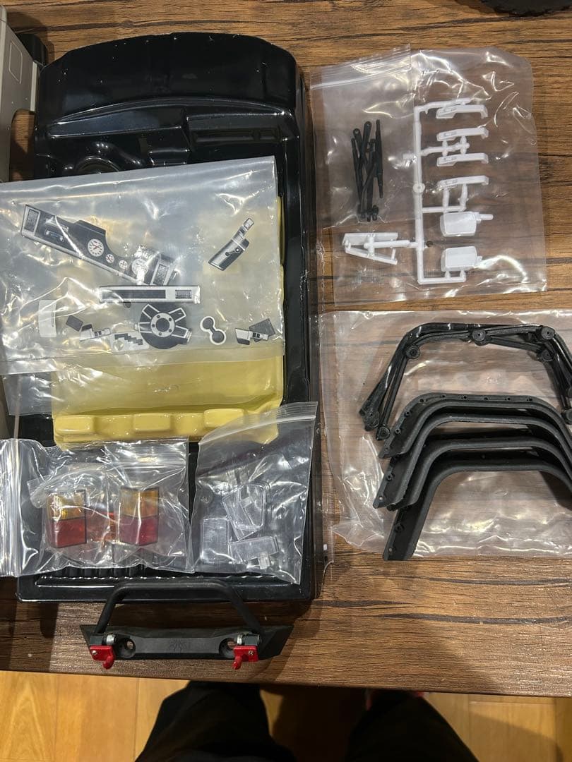 jeepチェロキーRCカー おまけボディ付き