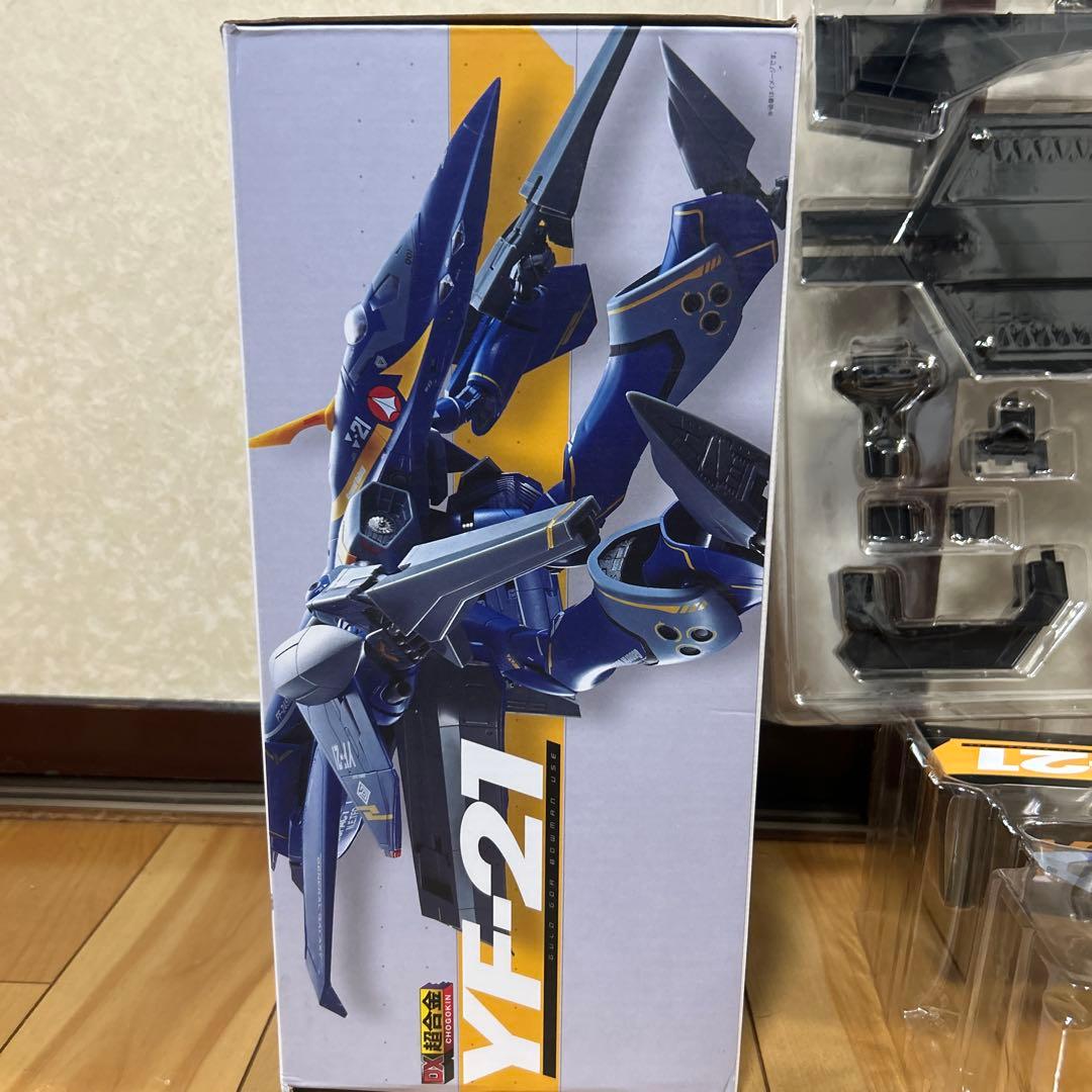 バンダイ DX超合金 YF-21(ガルド・ゴア・ボーマン機)