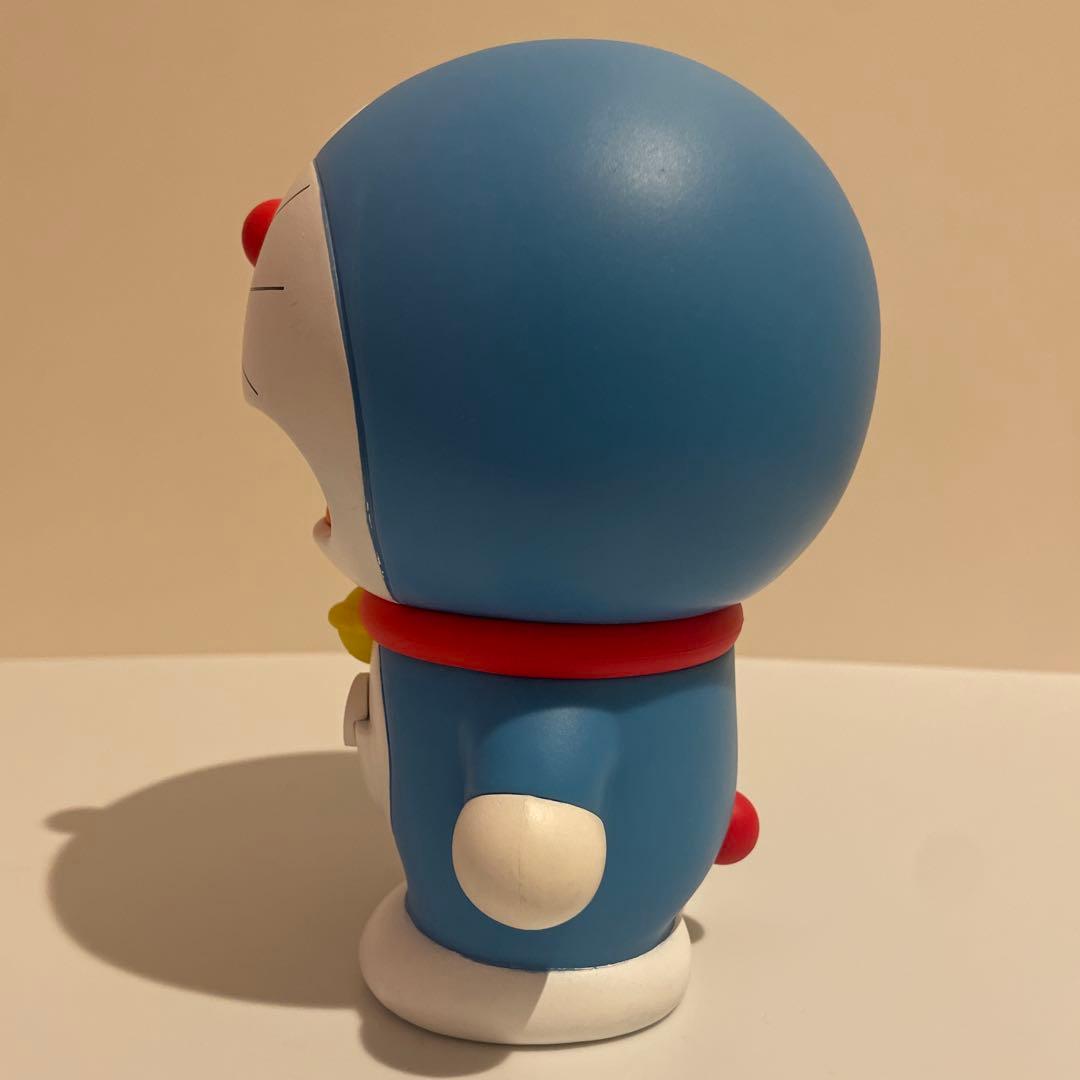 限定品 2020年 代用シールでポストになった ドラえもん 貯金箱