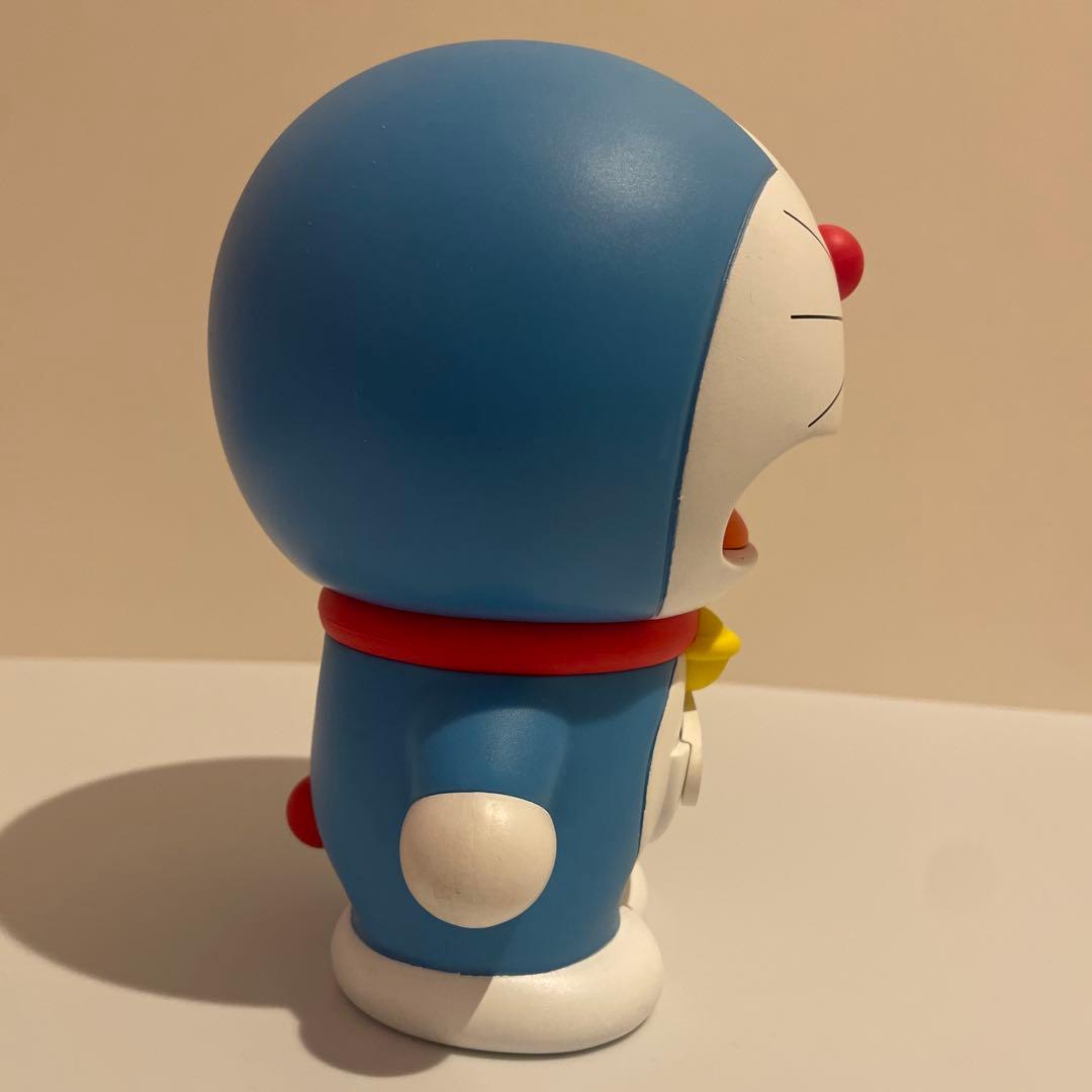 限定品 2020年 代用シールでポストになった ドラえもん 貯金箱