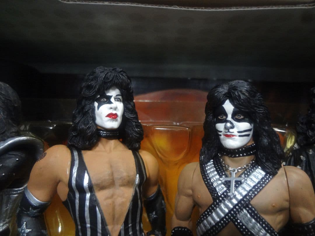 2004 KISS LOVE GUN DX BOXED EDITION未開封