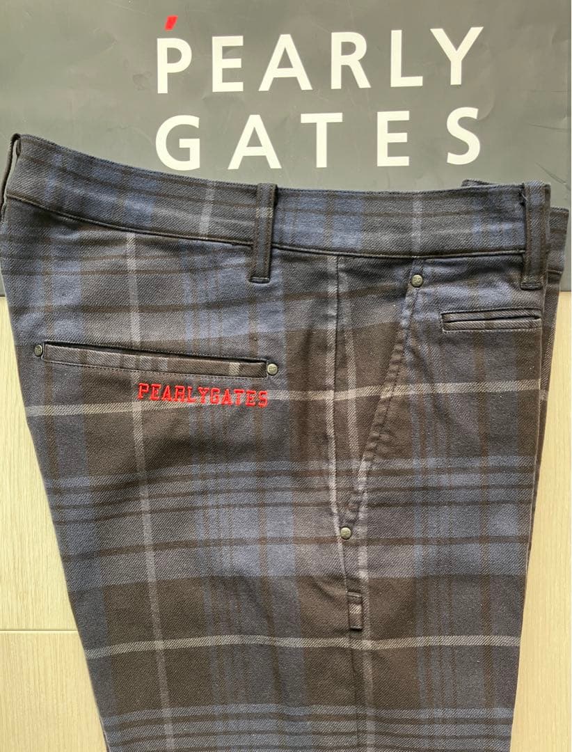 PEARLY GATES チェック柄の厚手パンツ ネイビー系. サイズ5 - メルカリ