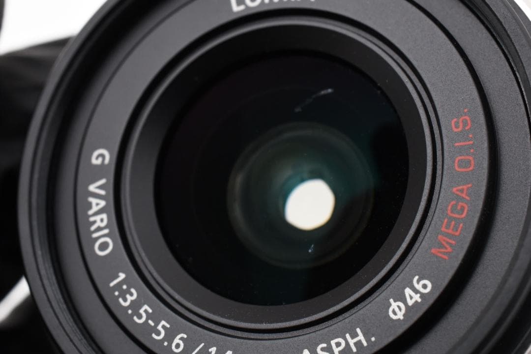 ルミックス G VARIO 14-42mm/F3.5-5.6 II シルバー