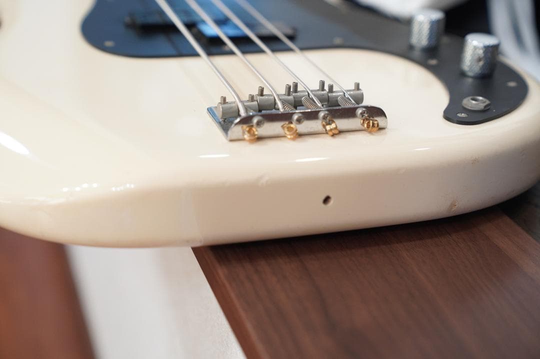 毎日値下げ中 Fender Japan プレシジョンベース Dimarzio - メルカリ