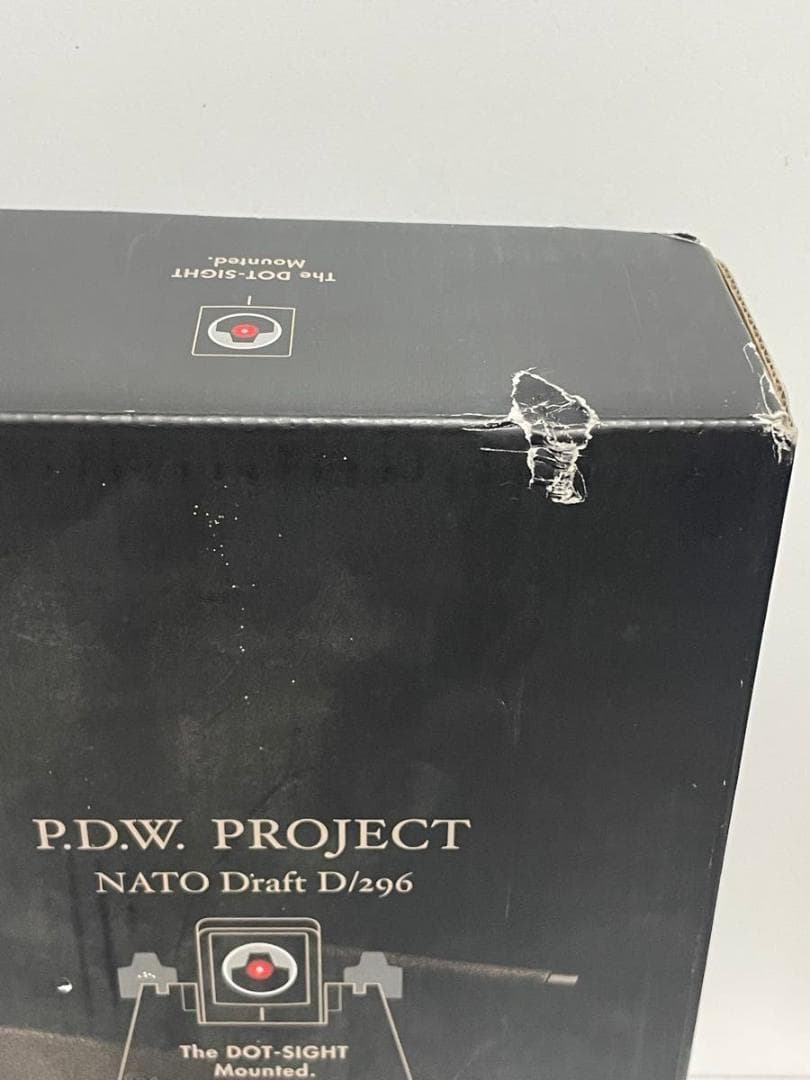 動作未確認　東京マルイ P-90 （ドットサイト装備モデル） ※18才以上