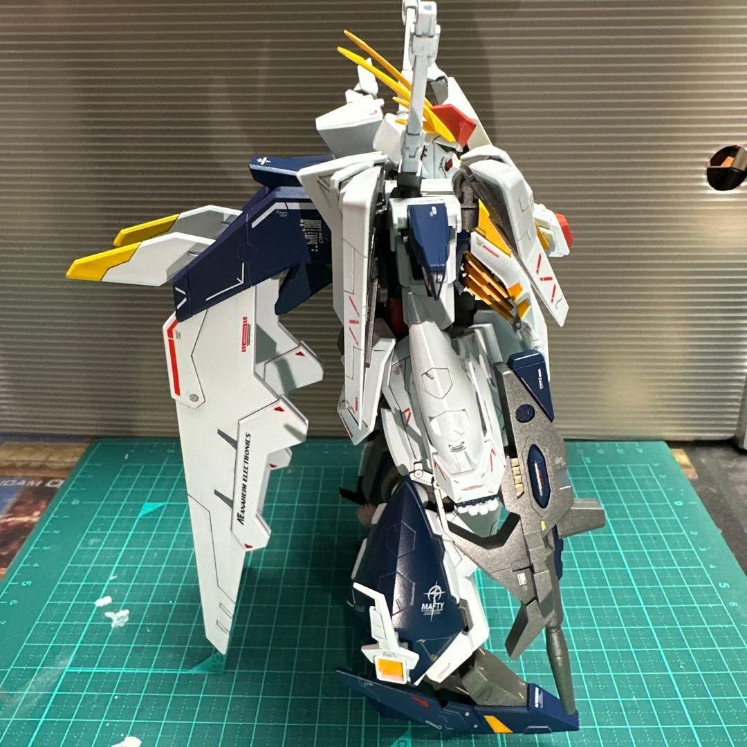 HG 1/144 クスィーガンダム(全塗装完成品)