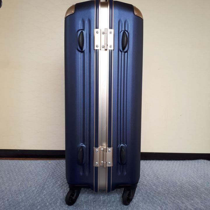 【未使用】スーツケース Mサイズ フレームタイプ 64L 4.3kg プラスワン