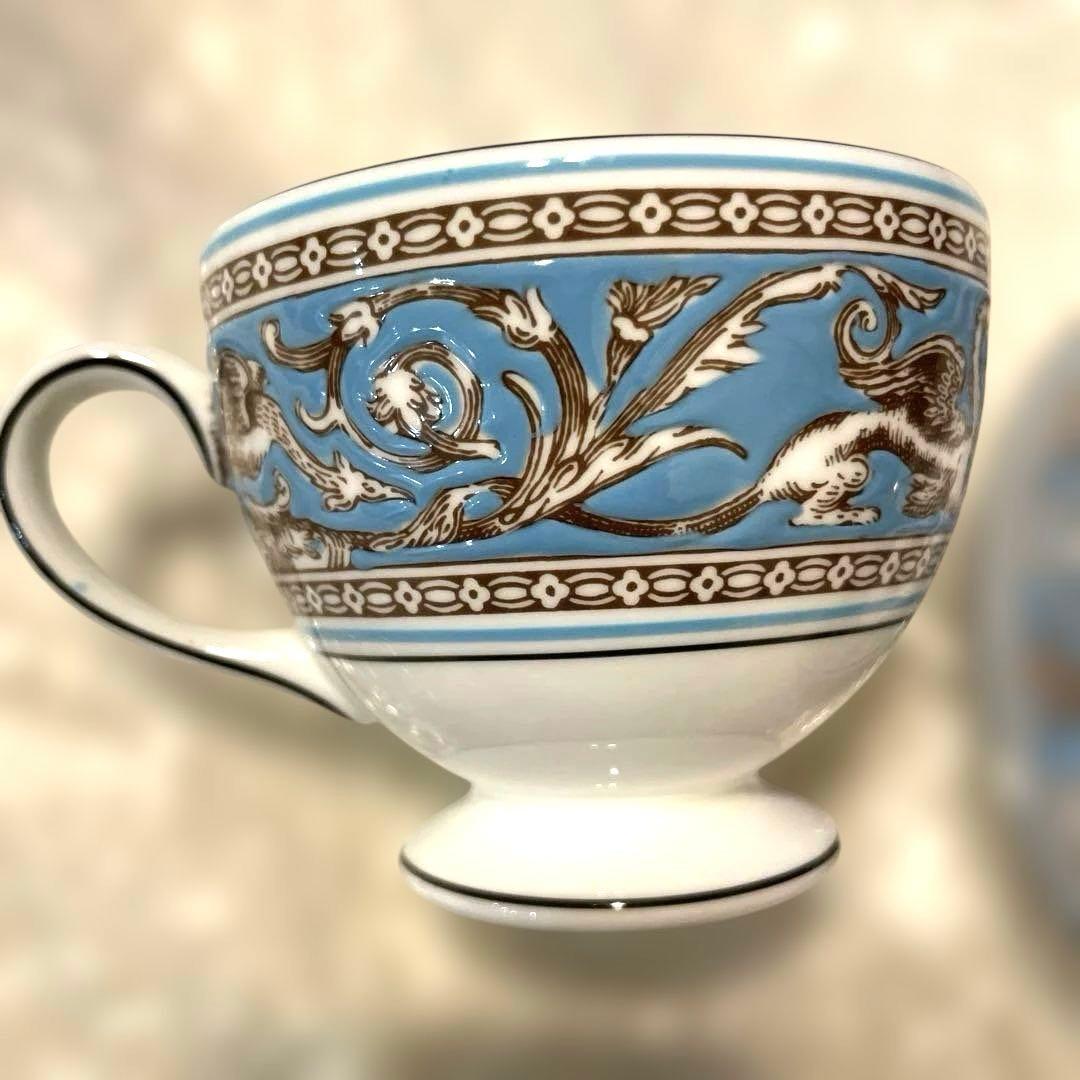 ウェッジウッド フロレンティーンターコイズ カップ&ソーサー 黒壺