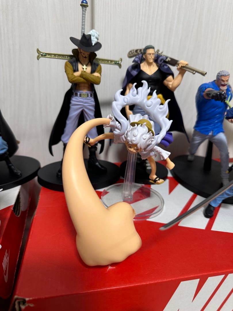 ワンピースフィギュアまとめ売り　箱無し　16体セット