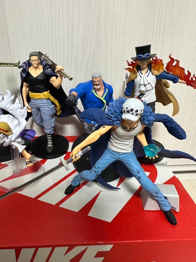 ワンピースフィギュアまとめ売り　箱無し　16体セット