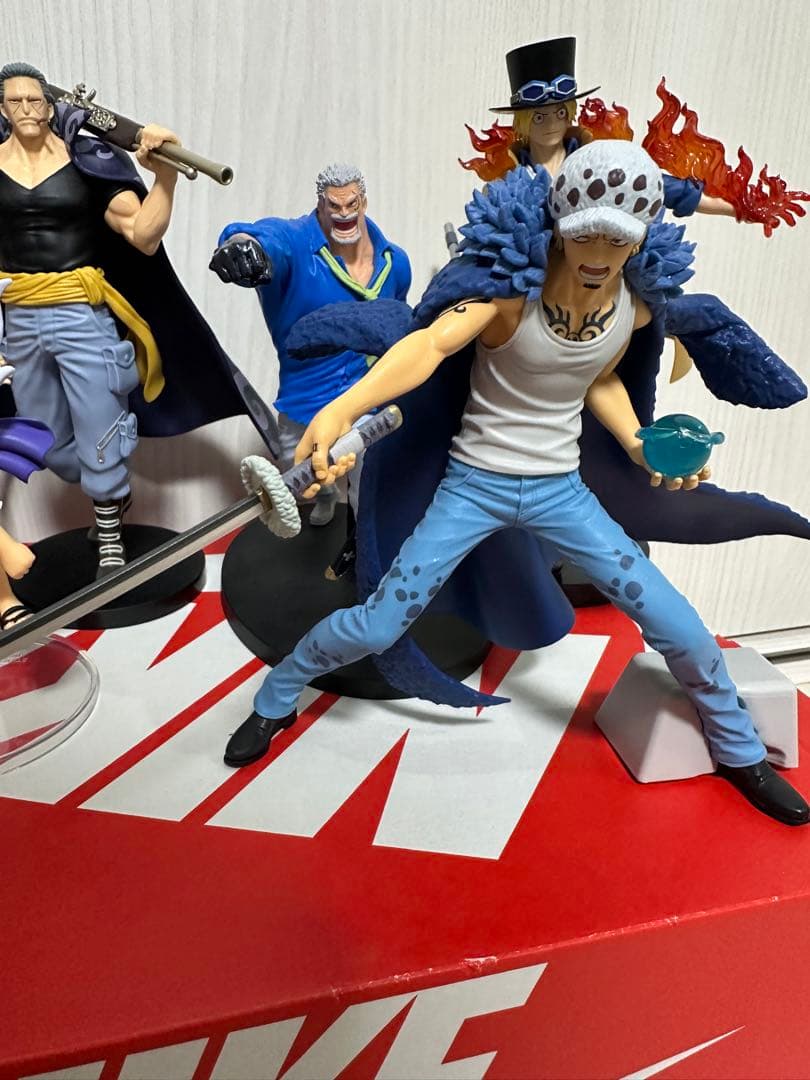 ワンピースフィギュアまとめ売り　箱無し　16体セット